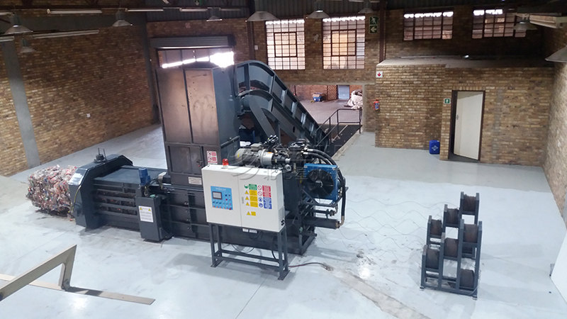 Horizontal baler machine2