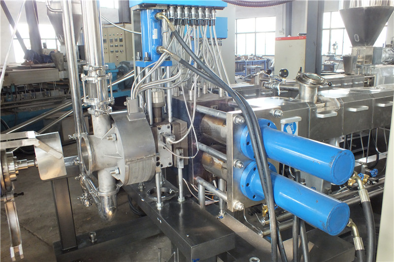 Underwater granulation line3